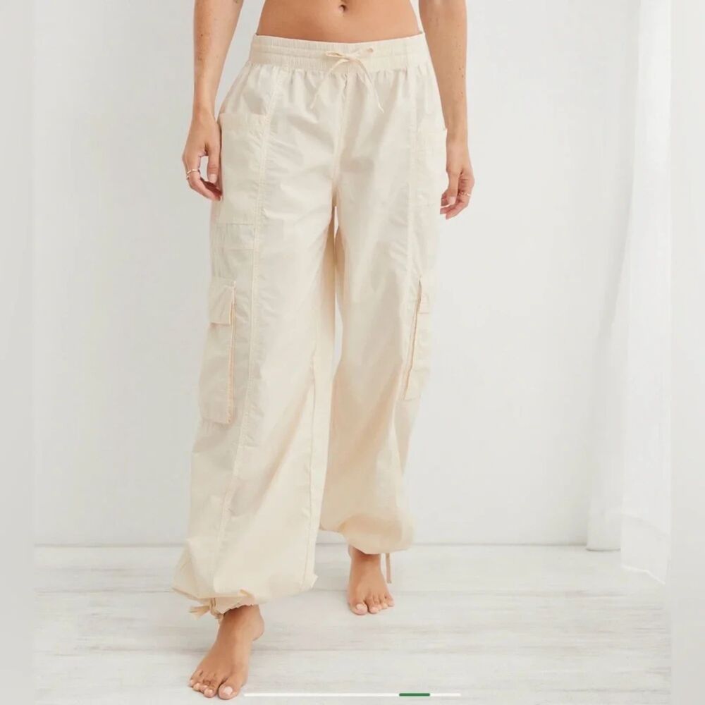 Aerie High Waisted Go-For-It Baggy Cargo Pant, Toasted Coconut, Size XS